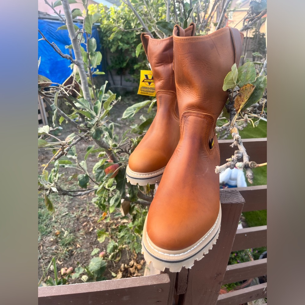 Oil based Goodyear welt leather workboot.